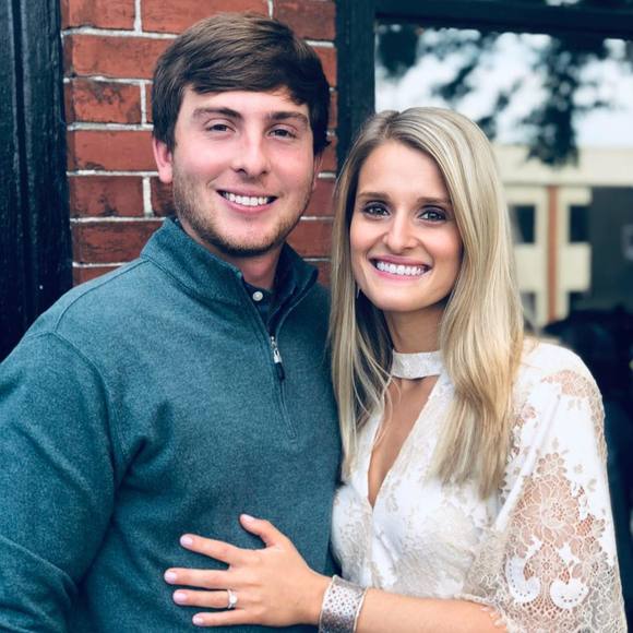 Meet your Posher, Sarah - Picture 1 of 1